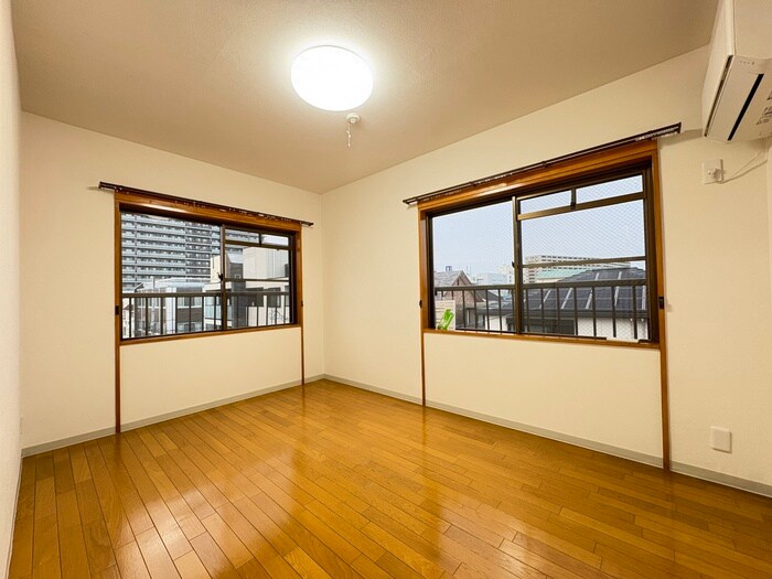 物件内観写真14　(居室)