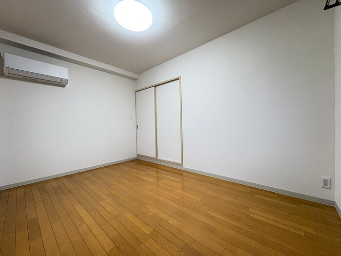 物件内観写真15　(居室)
