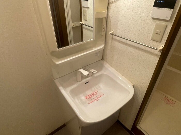 物件内観写真11　(洗面)