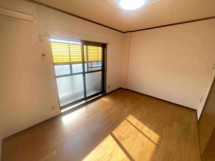 物件内観写真19　(居室)