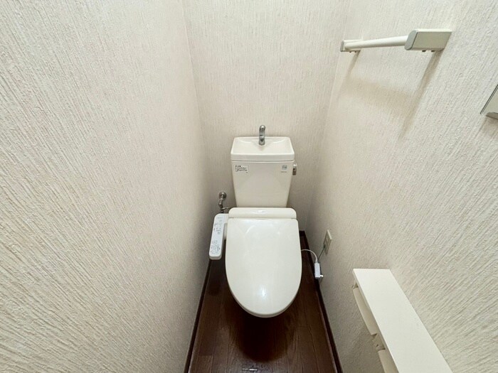 物件内観写真10　(トイレ)