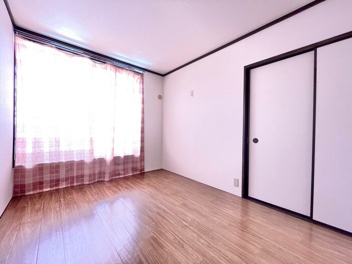 物件内観写真14　(居室)