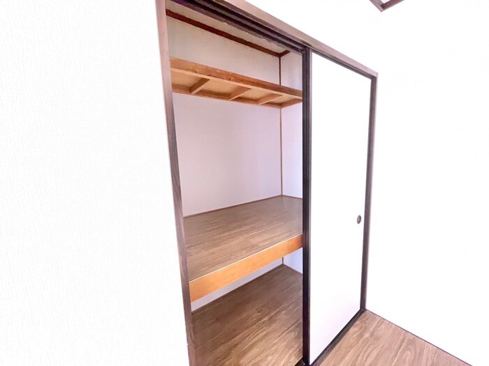 物件内観写真16　(収納)