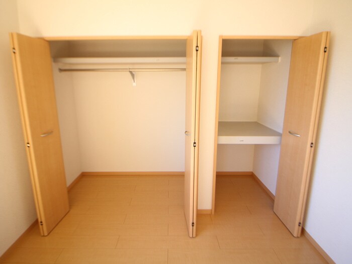 物件内観写真15　(収納)