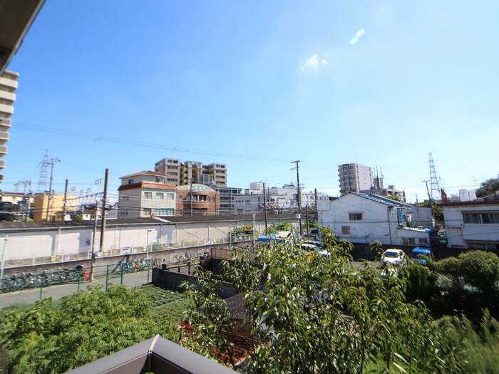 物件内観写真19　(室内からの展望)