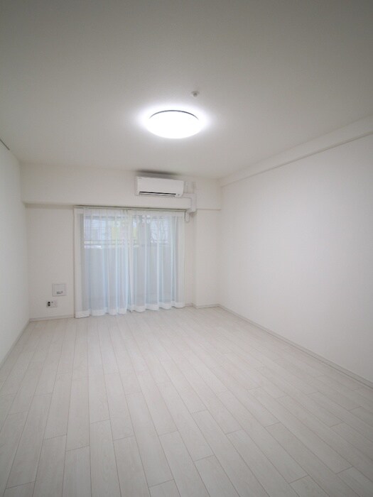 物件内観写真16　(居室)