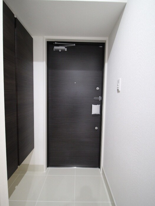 物件内観写真22　(玄関)