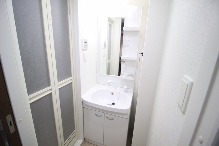 物件内観写真12　(洗面)