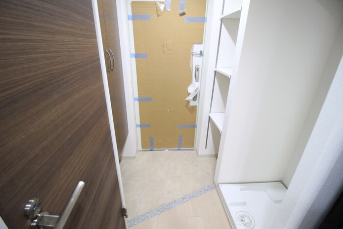 物件内観写真15　(玄関)