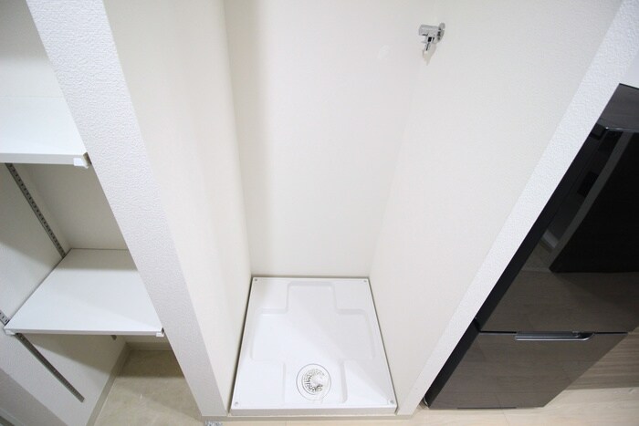 物件内観写真20　(洗濯機置場)