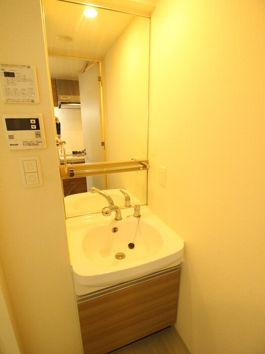 物件内観写真12　(洗面)