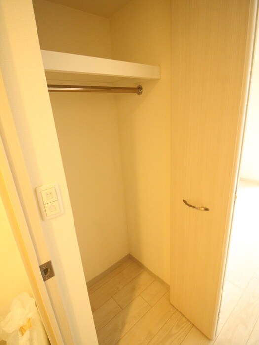 物件内観写真15　(収納)