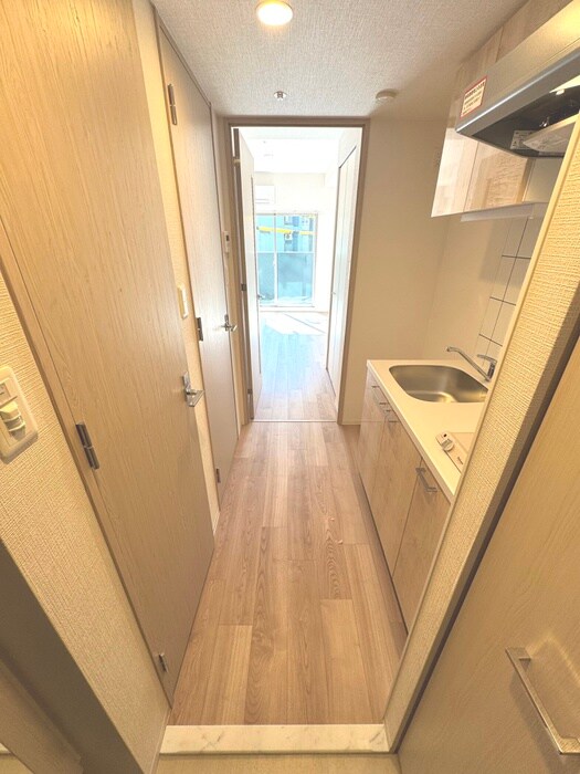 物件内観写真16　(廊下)