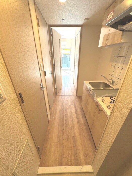 物件内観写真16　(廊下)