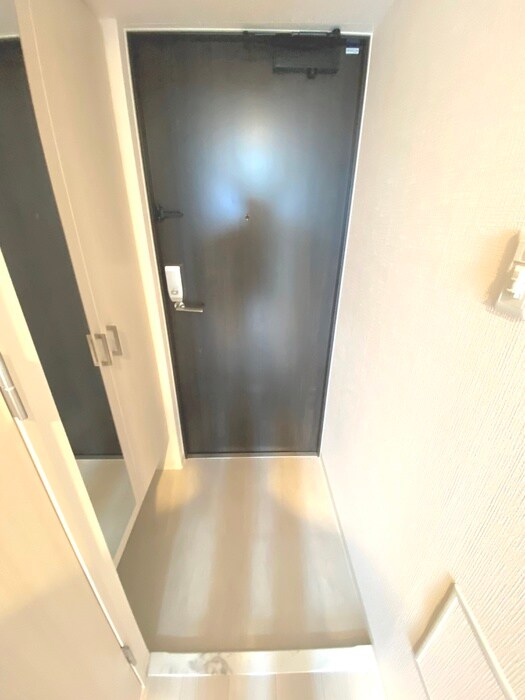 物件内観写真17　(玄関)