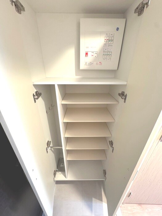 物件内観写真17　(靴箱)