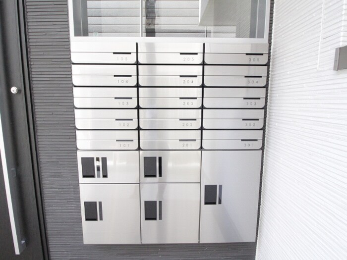 物件外観写真4　(建物設備)