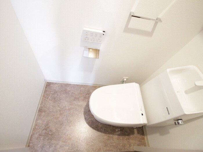 物件内観写真12　(トイレ)