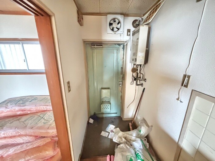 物件内観写真17　(玄関)