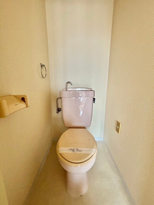 物件内観写真9　(トイレ)