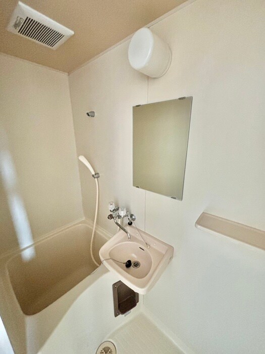 物件内観写真11　(バス／シャワールーム等)
