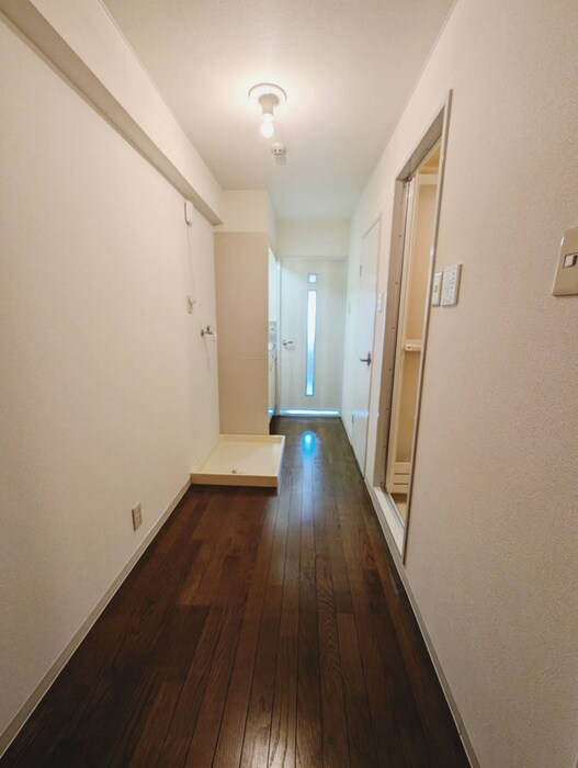 物件内観写真7　(廊下)