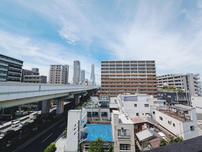 物件内観写真22　(室内からの展望)