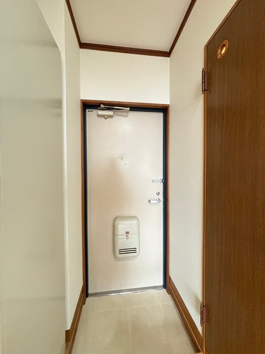 物件内観写真22　(玄関)