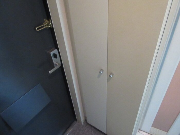 物件内観写真14　(靴箱)