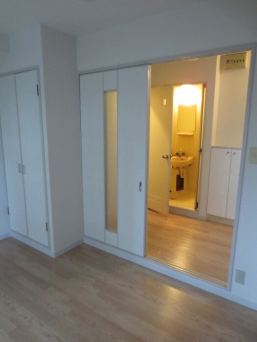 物件内観写真13　(居室)