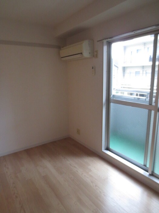 物件内観写真16　(居室)