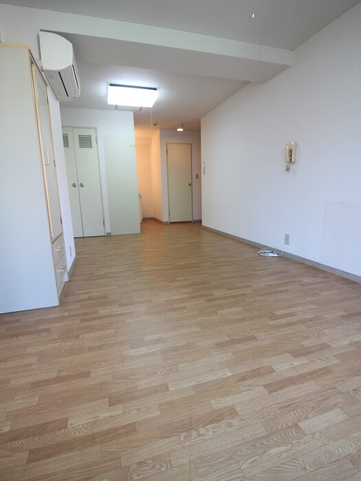 物件内観写真11　(居室)