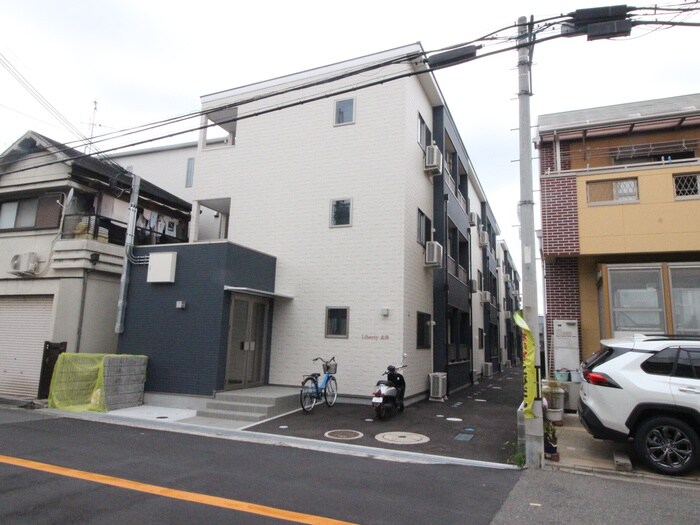 物件外観写真1　(外観写真)