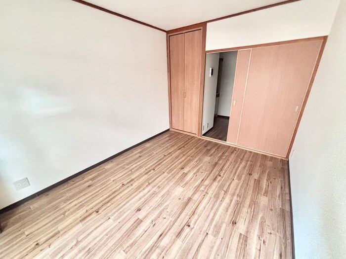 物件内観写真13　(居室)