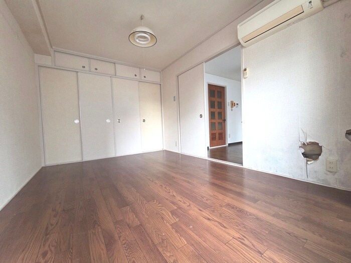 物件内観写真13　(居室)