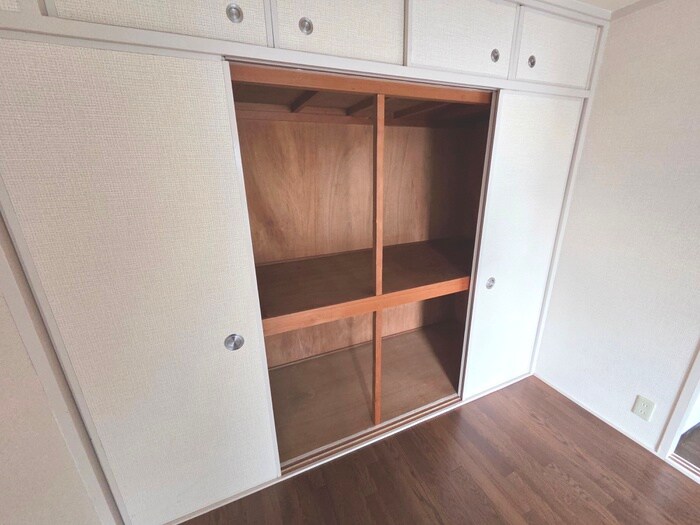 物件内観写真16　(収納)