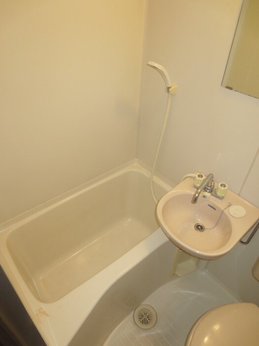 物件内観写真12　(バス／シャワールーム等)