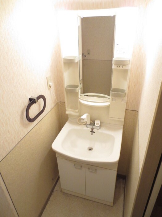 物件内観写真11　(洗面)