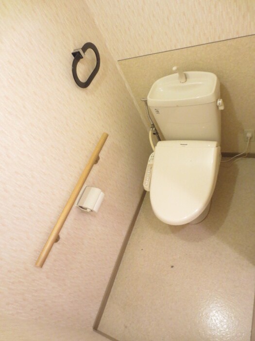 物件内観写真12　(トイレ)