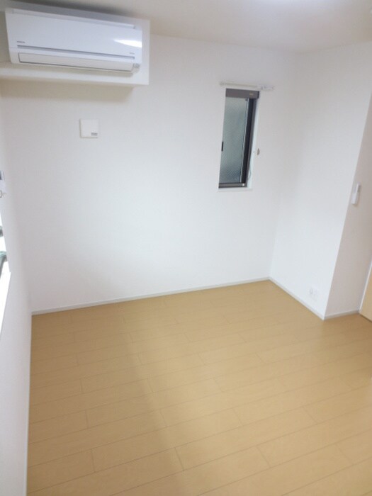 物件内観写真14　(居室)