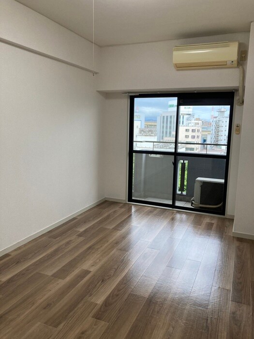 物件内観写真11　(居室)