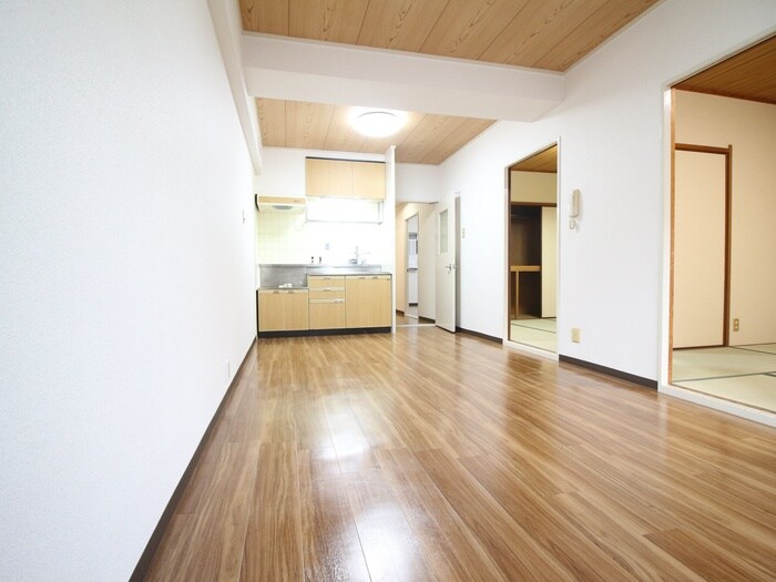 物件内観写真7　(居室)