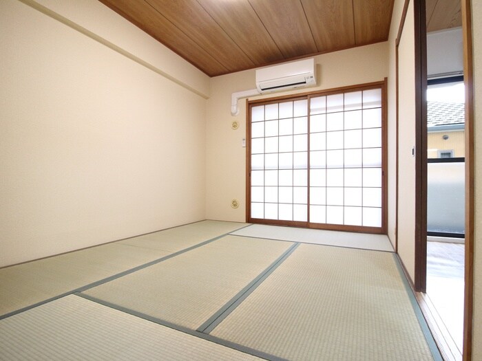 物件内観写真10　(居室)