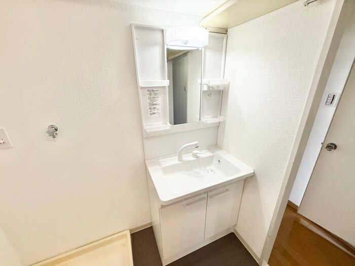 物件内観写真15　(洗面)