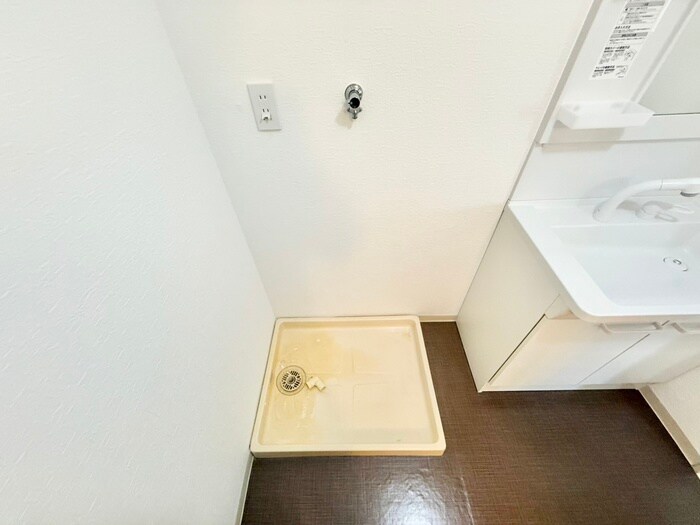 物件内観写真19　(洗濯機置場)