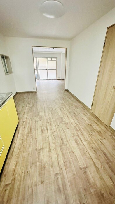 物件内観写真8　(居室)