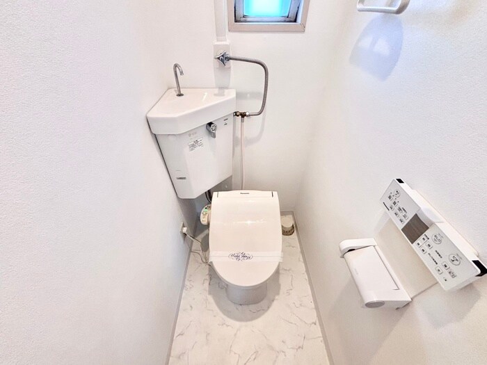 物件内観写真11　(トイレ)