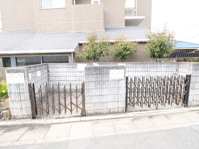 物件外観写真3　(周辺環境)