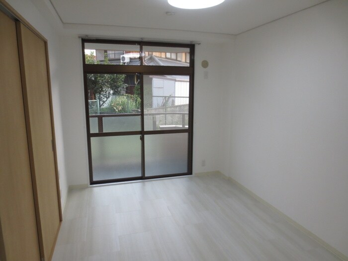 物件内観写真16　(居室)