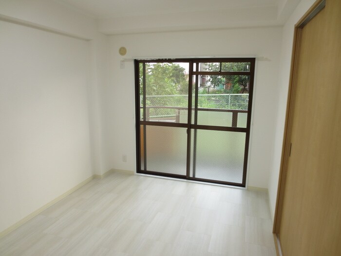 物件内観写真17　(居室)